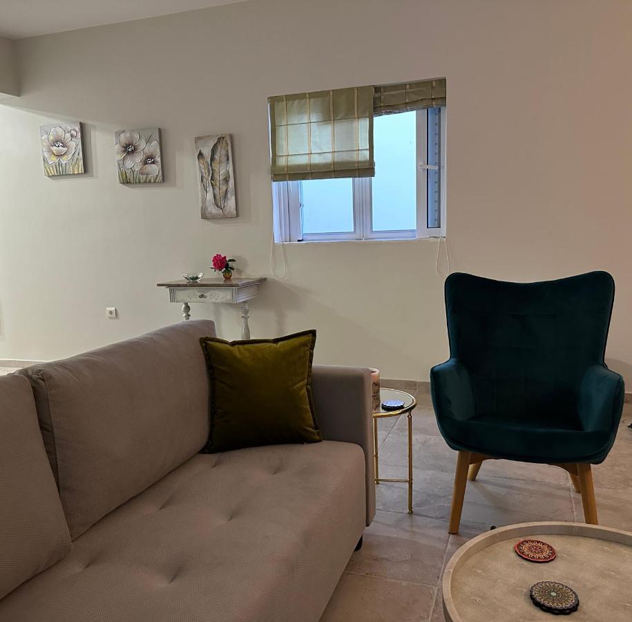 Alpha 4 Apartment Nafplio Bagian luar foto